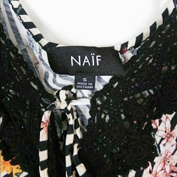 NAIF Cold Shoulder Striped Floral Dress Size Small - Picture 4 of 7